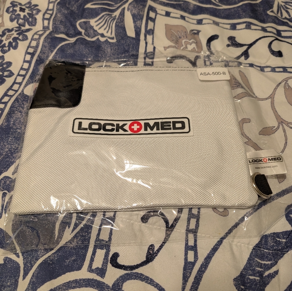 Big Lock Med Storage Pouch